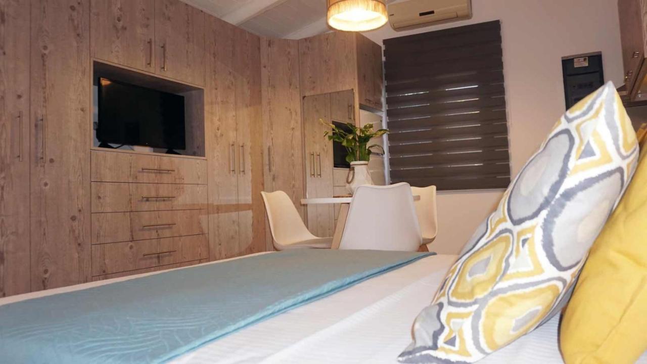 Studio Eleni - Oasis Holiday Houses Kokkinos Pirgos Buitenkant foto