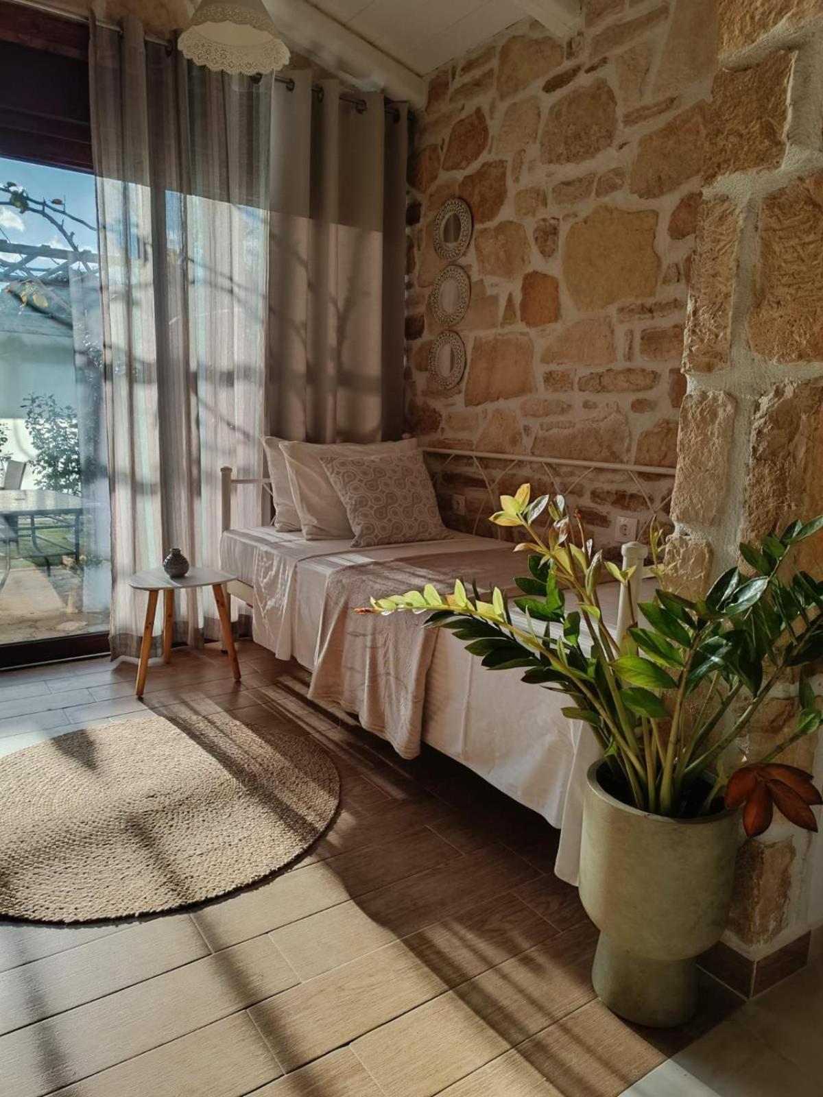 Studio Eleni - Oasis Holiday Houses Kokkinos Pirgos Buitenkant foto